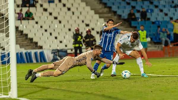 Mid-Game Magic: Top Strategies for UK Basketball Coaches to Elevate Team Performance